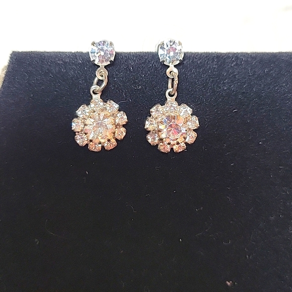 Source Unknown Jewelry - Flower Shaped Rhinestone Earrings